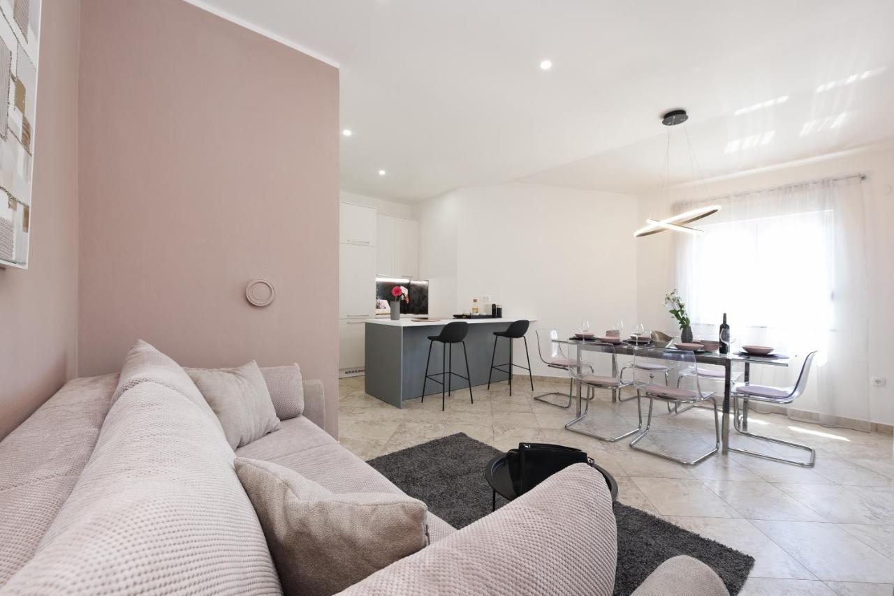 Malako Family Apartments Seline Bagian luar foto