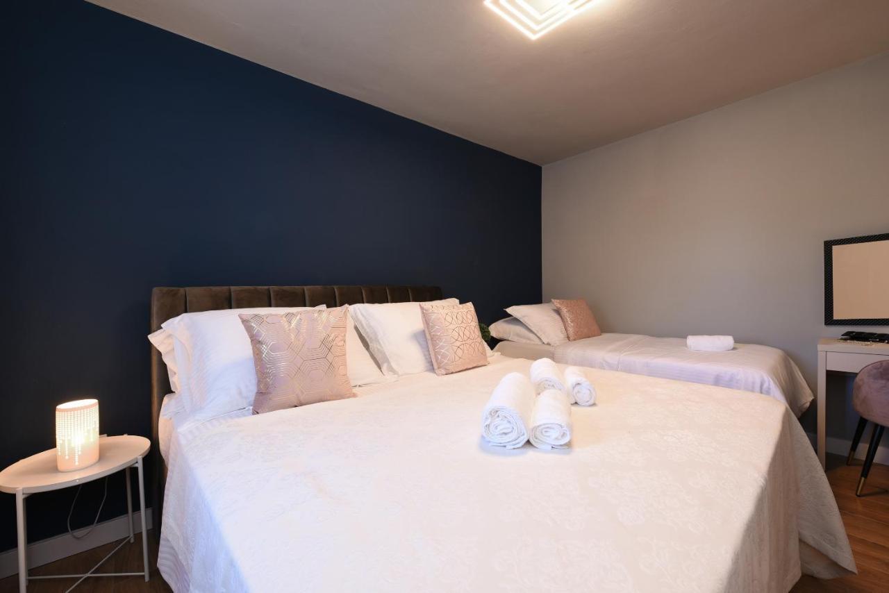 Malako Family Apartments Seline Bagian luar foto